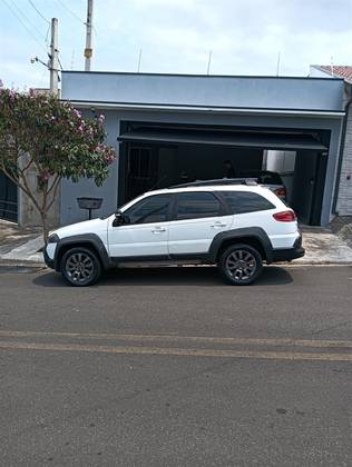 FIAT PALIO 1.8 MPI ADVENTURE WEEKEND 16V FLEX 4P MANUAL